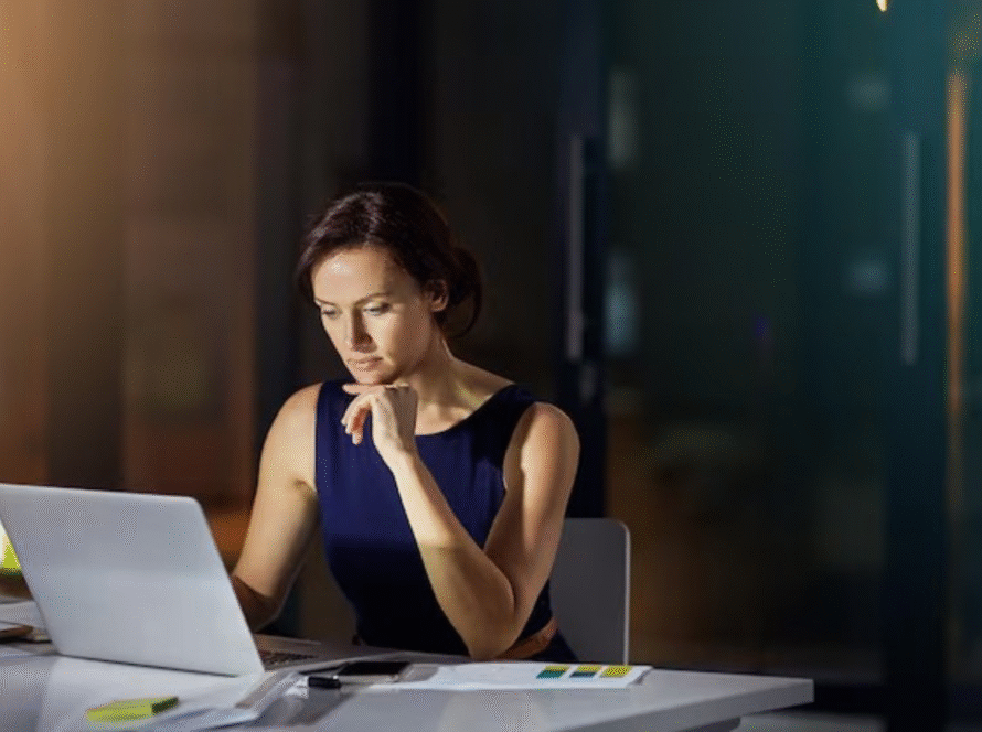 How to Build a Strong E-Commerce Brand on Social Media.